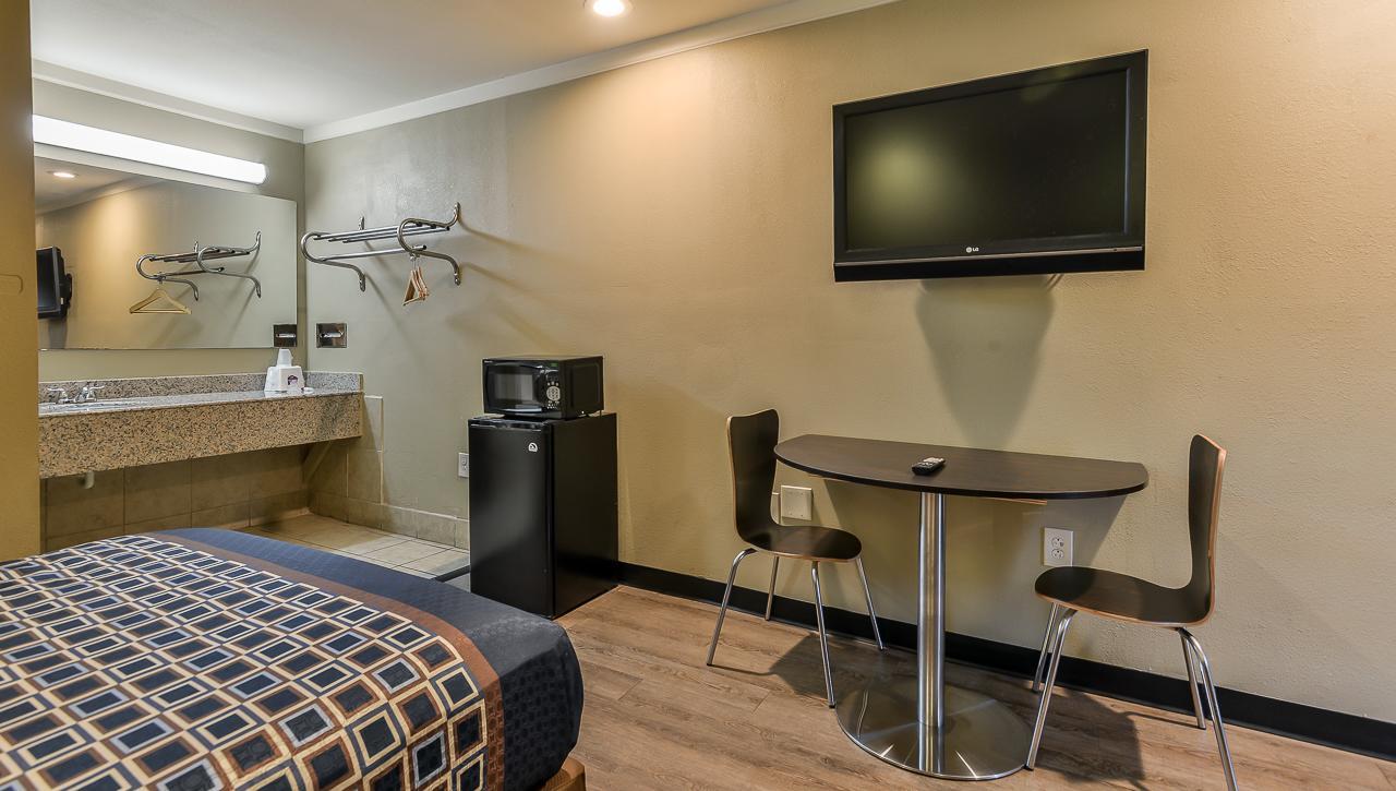 Budgetel Inn And Suites Raleigh Extérieur photo